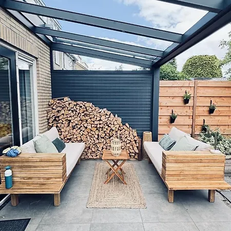 Spacious Family W Garden - Near Amsterdam Holiday home *