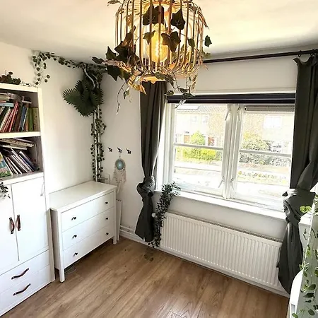 Spacious Family W Garden - Near Amsterdam Holiday home Hilversum